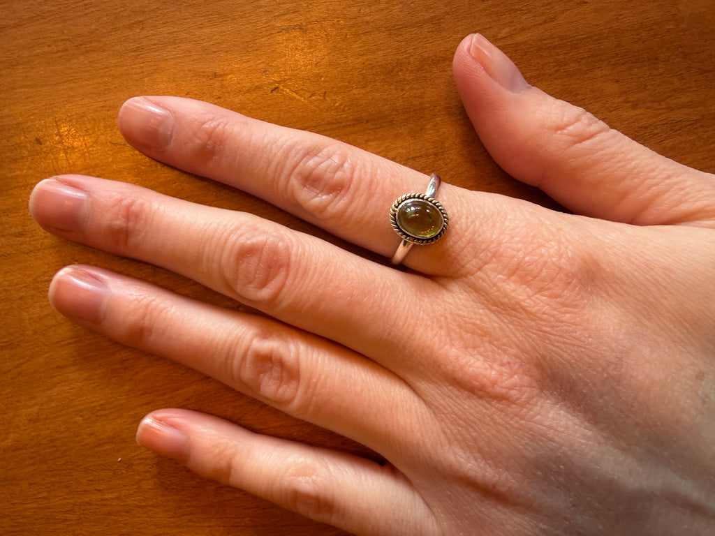 Bague en argent 925 avec péridot