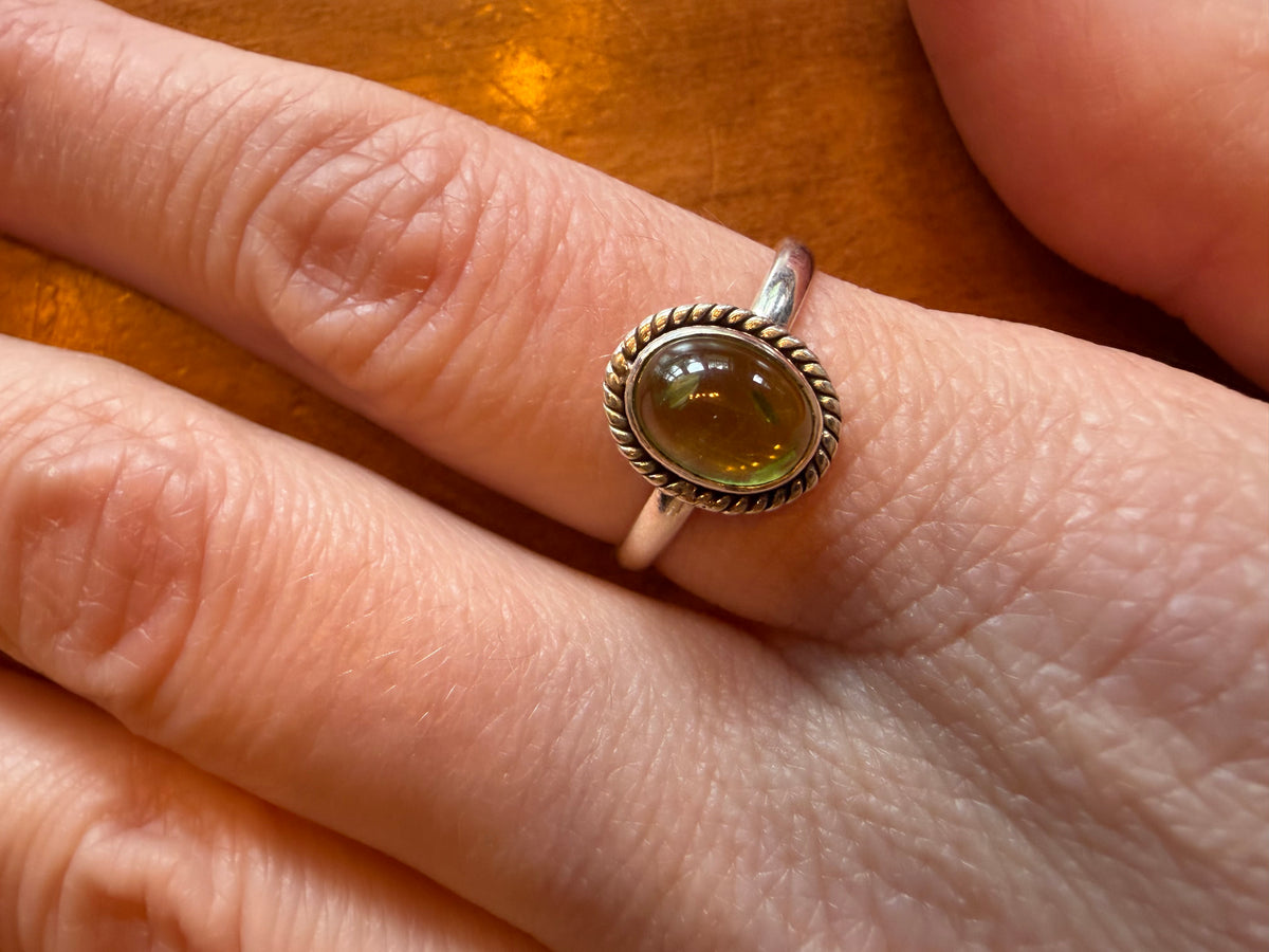 Bague en argent 925 avec péridot
